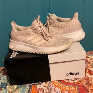 ADIDAS CLOUD FOAM SHOES